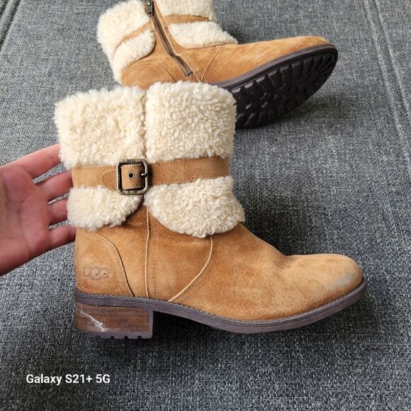 UGG sherpa lined womens winter boots size 9.5 - Picture 1 of 8